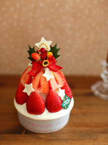 苺でツリー　簡単クリスマスケーキ　作り方