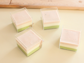 ひなまつりのお菓子　菱餅風3色ムースショート　レシピ